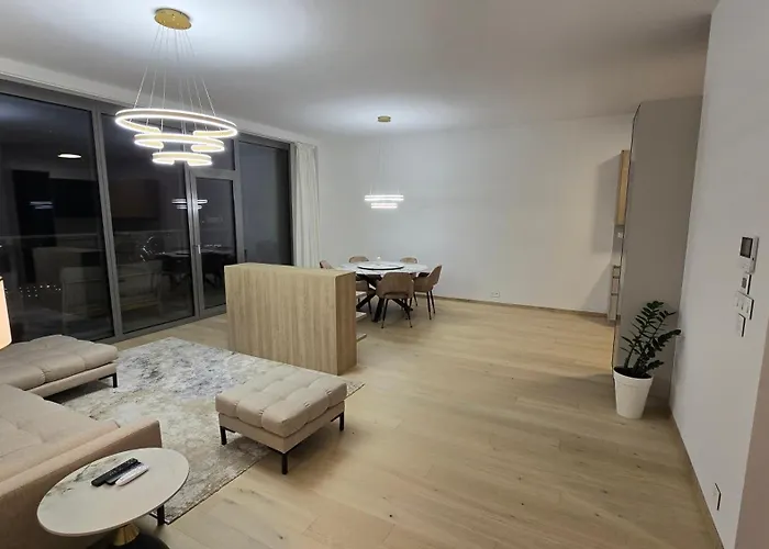 3 Rooms, Loggia, Parking, Wifi Lejlighed