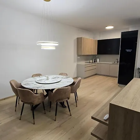 3 Rooms, Loggia, Parking, Wifi Appartement Bratislava